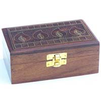 brass-inlaid-leaf-design-box-aac15