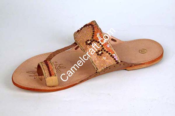 Kolhapuri embroidered natural juti, chappal