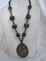 flower-pendent
