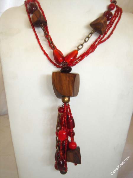 wooden-pendent